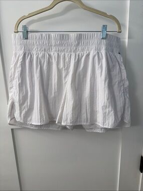Spyder Women's High-Rise Smocked Athletic Shorts - White, Size L